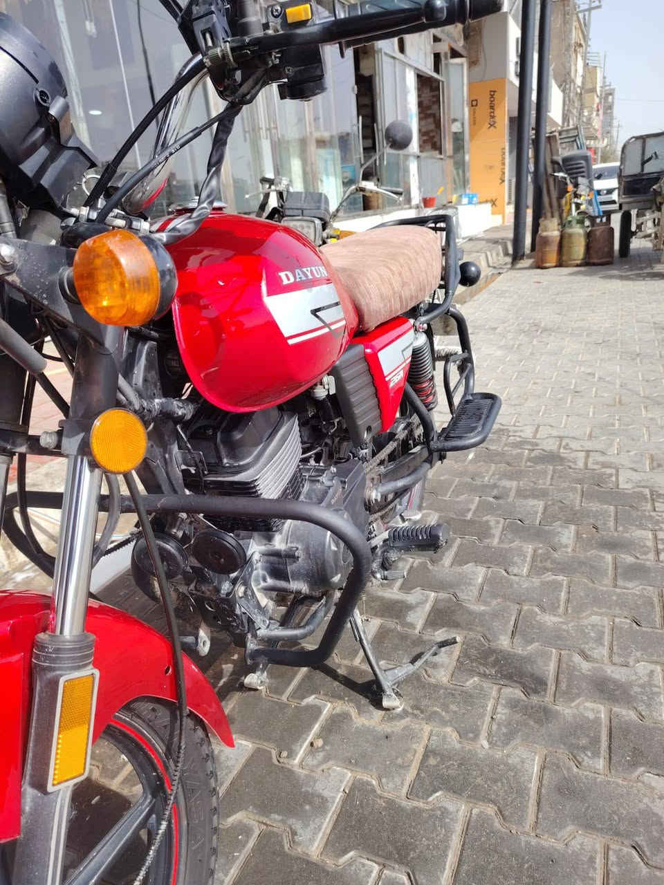 سلام عليكم دايون نفخ دراجه حلوه وكاعده مديل 20 مبدل بس ولفات وكيل حمودي العارضي مداور بنفس اليوم سعر مليون و 200 كل نقص مابيه وذا مراوس ترهم
