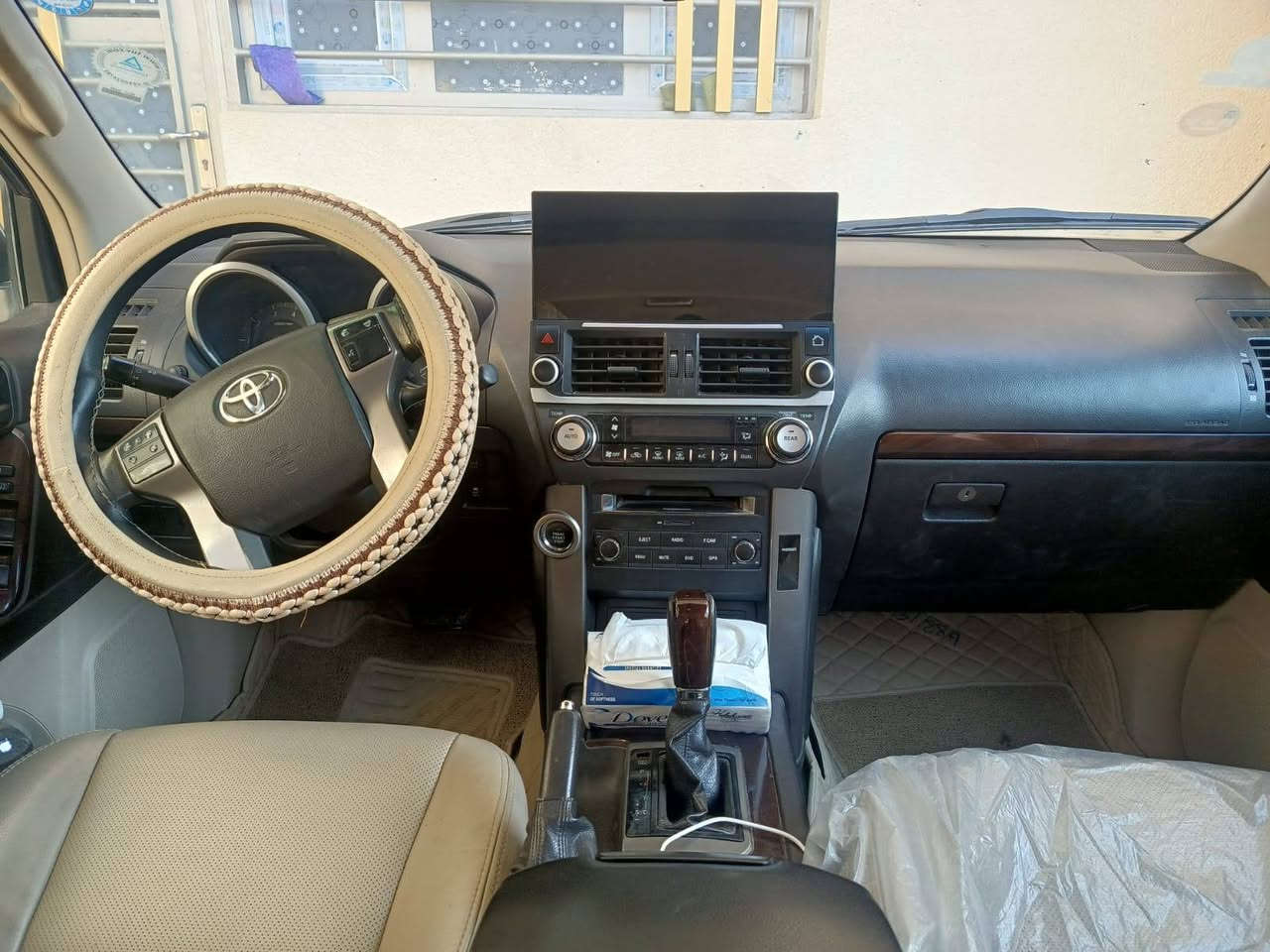 برادو موديل٢٠١٣ كويتي ٦ سلندر ماشية ١٤٨ فئة TXL كفالة من الصبغ والبارد محرك كير كفالة دبل تانكي بسمي
السعر ٢٧٥ وبيه مجال
العنوان صلاح الدين الدجيل 
***********
***********
