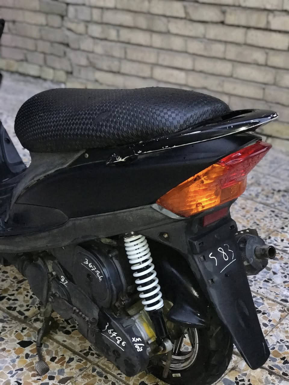 سلام عليكم دراجه ماكس للبيع
الدراجه كلشي مابيه بس كابريتر ينرادله وهاهيه + موجوده كل ملحقاته البلاد

السعر انتَ بيش تفيدك كلي و يصير خير ان شاء الله

الدراجه مستعجل عليه


**إذا كنت صاحب هذا الإعلان وتريد حذفه لأي سبب، رجاءا أرسل رسالة إلى الدعم الفني**