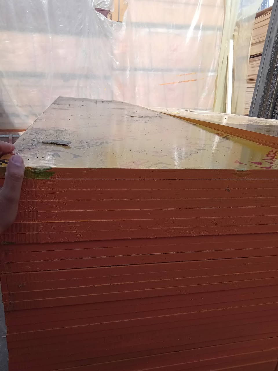 السلام عليكم تم وصول بلاويد بلاستك 18م الأصفر قياس 244×61 مقطع جاهز درجة أولى سعر الزوج 37 الف  العنوان بغداد تجهيز جملة و مفرد ***********
