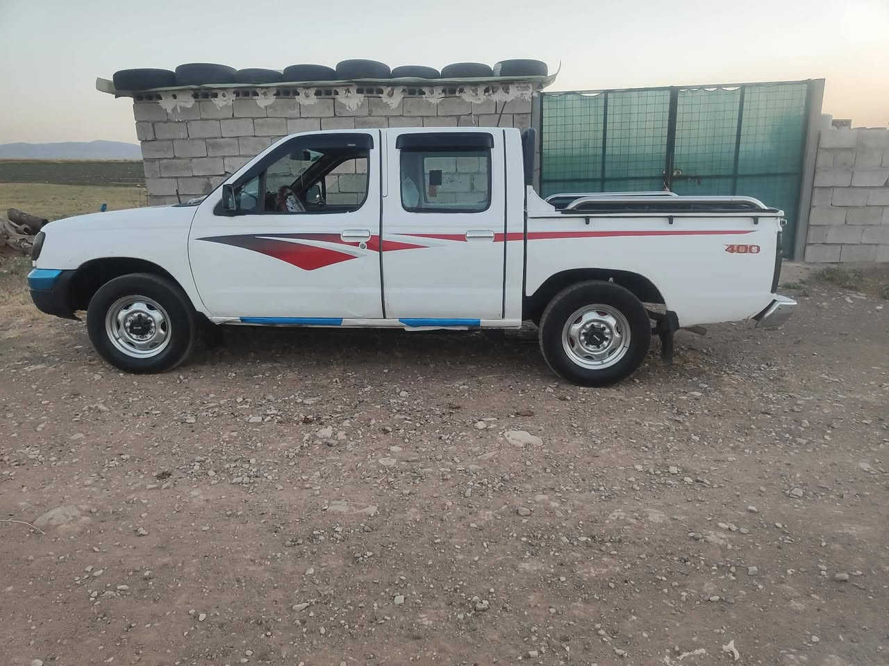 نیسان 2002 پاوە ر
گیڕومە کینە ی پاکە بێ   تە قە وڕە قە یە
ماڵی  فە قیر ماڵی کە سابە ت  
سارە کە مان لیزە ری دوبە ی  زۆر زۆر جوان چاک کراوە
له هه ڵه بجە ی شە هیدین 
سیعری 37 کە میک خاترانە پارە ی یە ک مە لیکە


**إذا كنت صاحب هذا الإعلان وتريد حذفه لأي سبب، رجاءا أرسل رسالة إلى الدعم الفني**