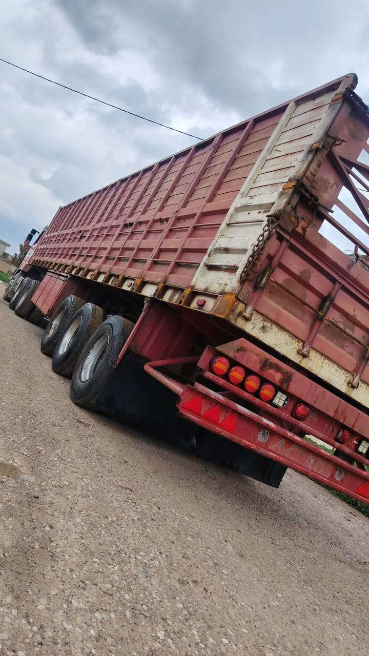 السلام عليكم ورحمة الله وبركاته
للبيع عربانه شاصي محلي 16
3دناكير صيني لعاب  مرابع
مجموعتها معمره كامل اكريز
الطول 12متر ونص كامل لشقل
الارتفاع 185 بريك كهرب كلا شقال صنديك مطبخ تانكي ماي ثلاجه كبيره كامل مكمل اخوكم ابوثامر مكلف بنشر للاستفسار الاتصال والعنوان موصل 👁️
*********** ☎️ السعر 130
*********** ☎️ وبي مجال
