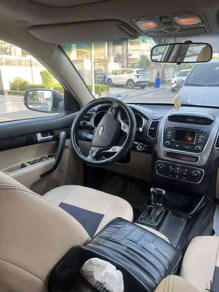 كيه سورنتو 15 خليجي سته سلندر فول بيهه باب الخلفي صبغ ماشيه 134 
السعر185
 بغداد بلديات ***********
