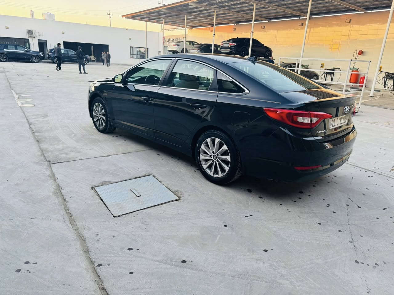 السلام عليكم
بيع او مراوس 

سوناتا 
مديل ٢٠١٧ 

رقم سليمانية شرط التحويل 

حادث جاملغ امامي فقط بدون دواخل بدون ايرباك
ماشية ٧٦ ميل حقيقي

مكان السيارة بغداد

للاستفسار 
***********
