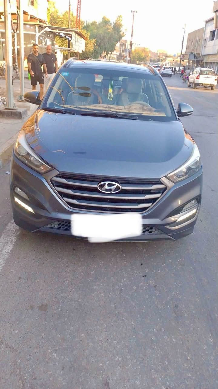 🚘 للبيع: هيونداي توسان 2016
للبيع هيونداي توسان موديل 2016، استيراد خاص، بحالة ممتازة جدًا ومصانة بشكل جيد.

✅ محرك 2000 
✅ ممشى 100 ألف كم
✅ فتحة بانوراما
✅ مقاعد جلد
✅ شاشة
✅ كاميرا خلفية
✅ حساسات أمامية وخلفية
✅ كرسي السائق كهربائي
✅ خالية من أي صبغ
✅ نظيفة جدًا 

📍 الموقع: ديالى

💰 السعر المطلوب 162

📞 للتواصل: ***********
