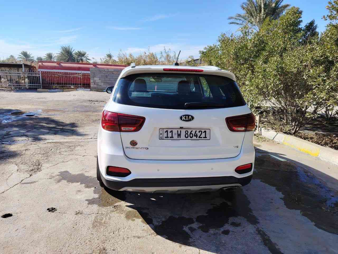 سورنتو موديل ١٨ خليجي
رقم بغداد تحويل مباشر 
موصفات بصمه ابواب بصمه تشغيل
مري شفط بنروما  مكينه ٦
كير محرك كفاله 
حساس امامي خلفي 
داخل جلد
جنطه كهرباء 
٣ انضمه قياده 
٧ راكب 

ماشيه ٩٧ حقيقي الضرر موضح ب السونار 
مكان سياره بغداد التاجي قرب معمل غاز التاجي 
متواجد على الخط 
وعلى ماسنجر 
السعر ٢٣٧ وبيهه مجال 
‭٠٧٨٧ ٤٩٩ ٥٣٤٨‬
