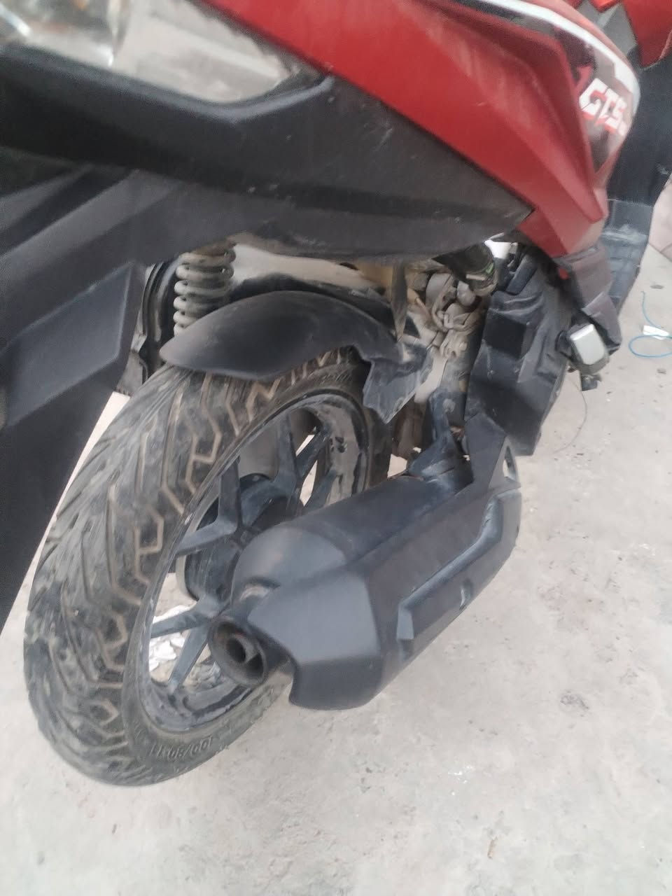 السلام عليكم دراجة هوندا جي تي اس شغالة كلشي مابيها لاتنقيص لاتبخير محرك 150cc بدون اوراق ينرادلها هورن و گلوبات اشاير الدراجة سعرها 450الف قفل 449الف متصير العامرية بغداد 
ملاحظة:اقرا المنشور وخابرني
***********
