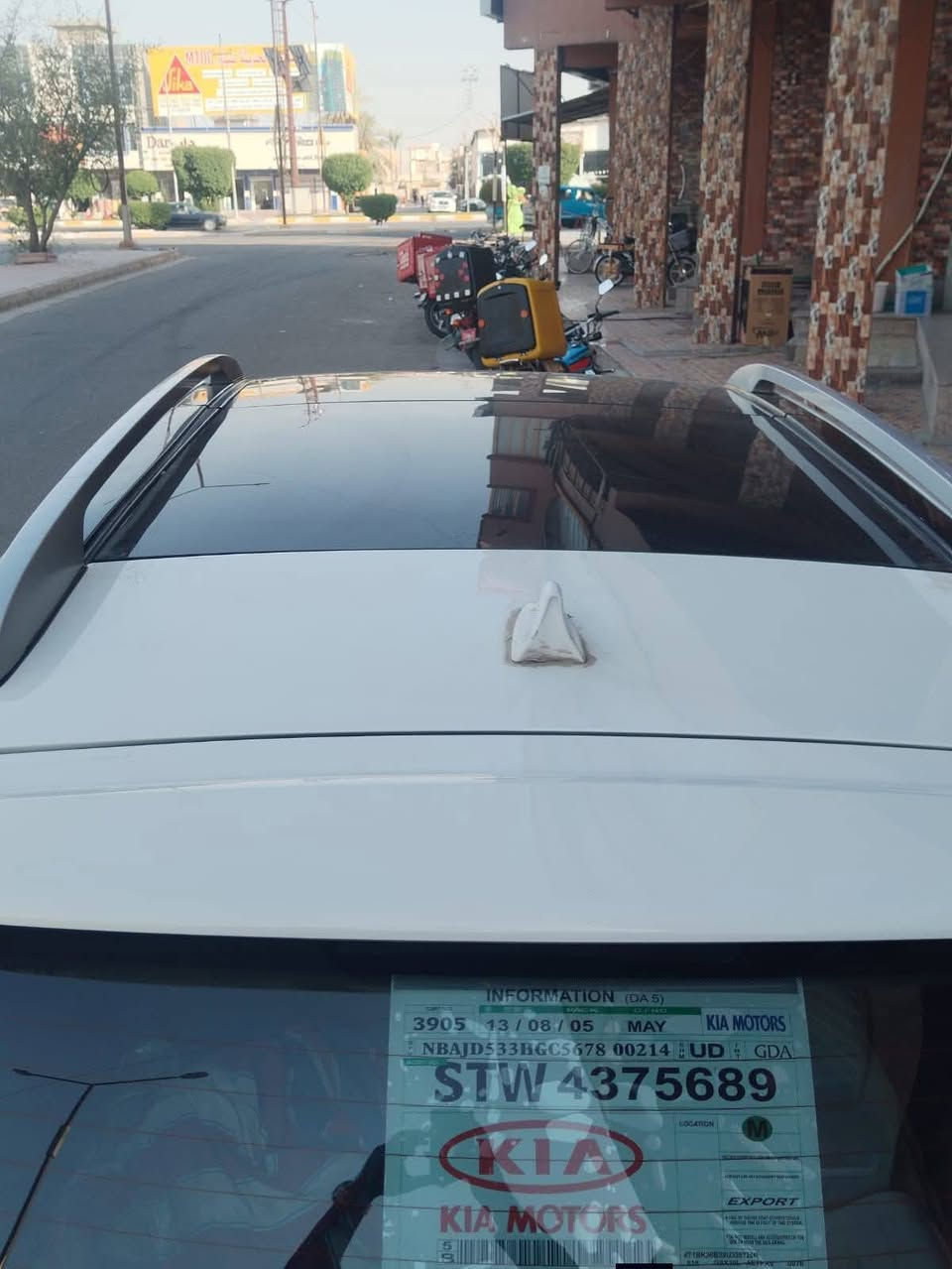 كيا سورنتو موديل2011 6سلندر
مكفوله السياره 
مواصفات 
٧راكب 
ايكو 
حساسات  خلفي 
3قطع تبريد 
مري شفط وترحيب 
كشنات كهربائي  
فوول مواصفات الخليجي 
سياره مكفوله صبغ و  ‏‪0771 206 4372‬‏
سعر ١٤٨ وبيه مجال
