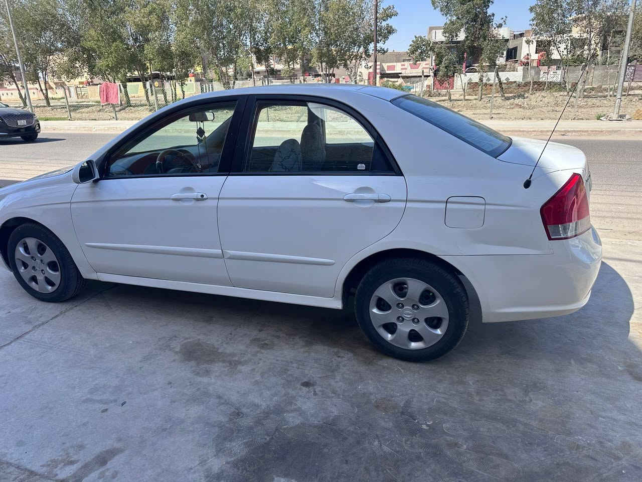 السلام عليكم
كيا سبكترا 
موديل 2009
وارد امريكي ى
حادث بابين فقط 
سيارة على وضع الشركة 
جاهزه مكينة 2000 دوش
گير اوتو
حداديه 
تخم تاير 
تبريد 
رقم بغداد تحويل مباشر 
مكاني بابل مسيب
***********
