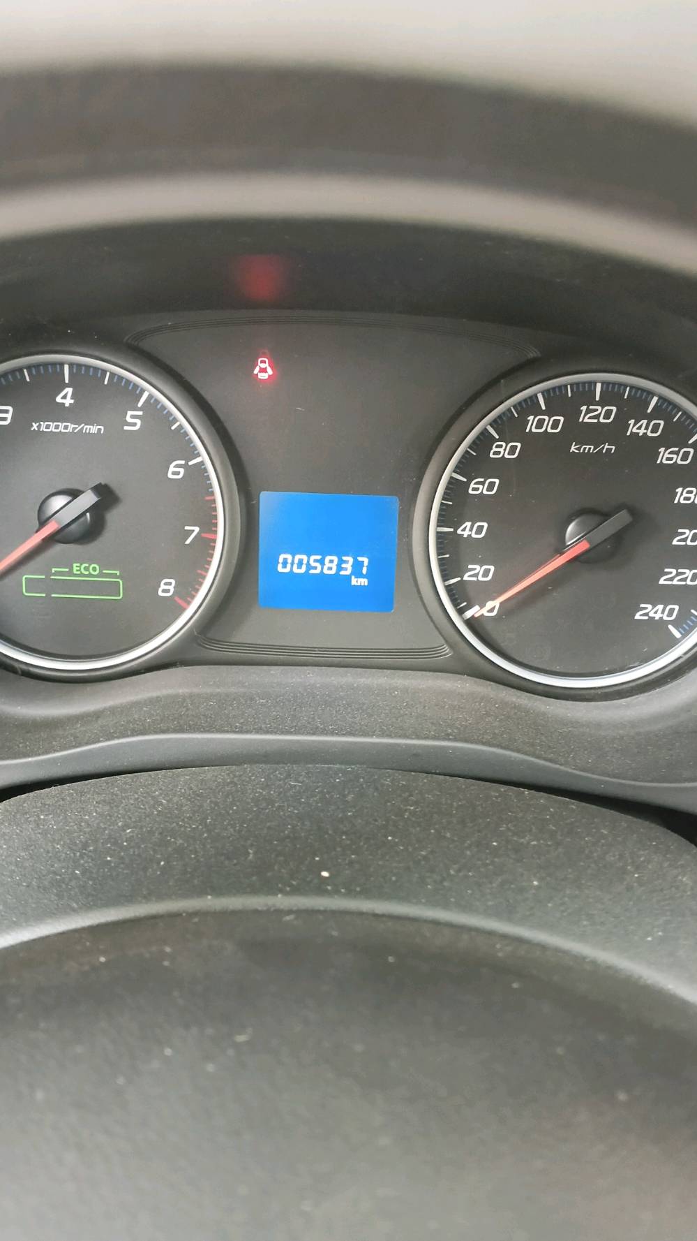 ميتسوبيشي اوتلاندر موديل 2022 ماشية 5500 كم خليجي محركMovc2000تنفس طبيعي كيرcvtثلاث وضعيات قياده ايكو نورمال سبورت كامرة خلفيه شاشة تحكمات مقود مثبت سرعة تسخين مقاعد أمامية دخول ذكي بصمة تشغيل عن بعد كشنات جلد أرضية السيارة جلد أوامر صوتية السعر 185 وبيها مجال مستعجل على البيع هاتف *********** مكاني صلاح الدين قضاء بلد 