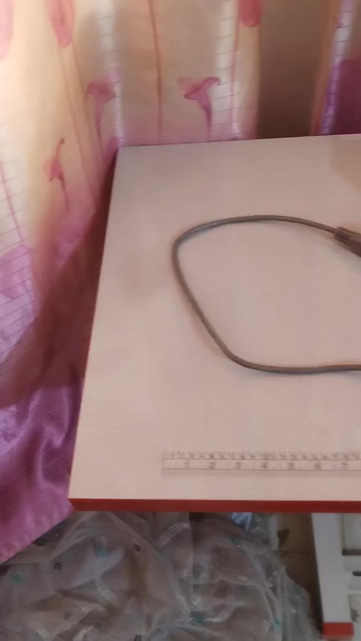 السلام عليكم مكينه خياطه حديثه كاتم للبيع ما مستخدمه بس مره وحده شديناها وخيطنه مره وحده وعفناها لغرض الضروف   سعر 325 وبيهه مجال جديده الله شاهد استخدام مره وحده  كربلاء
خاص موجود


**إذا كنت صاحب هذا الإعلان وتريد حذفه لأي سبب، رجاءا أرسل رسالة إلى الدعم الفني**