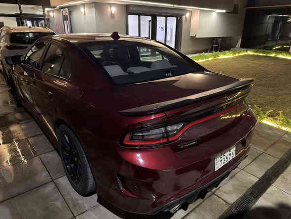 جارجر ارتي للبيع السعر 198 ورقه بي مجال بسيط صبغ جاملغات اثنين اماميات ونص الابواب الامامية ايرباك طاك و مرجع سياره كلش نظيفة بدي مكانيك كله جديد وشرط الفحص مكينة 8 سنلدر مكفوله تخم تاير صدر كله جديد  الاتصال على *********** بغداد منصور
