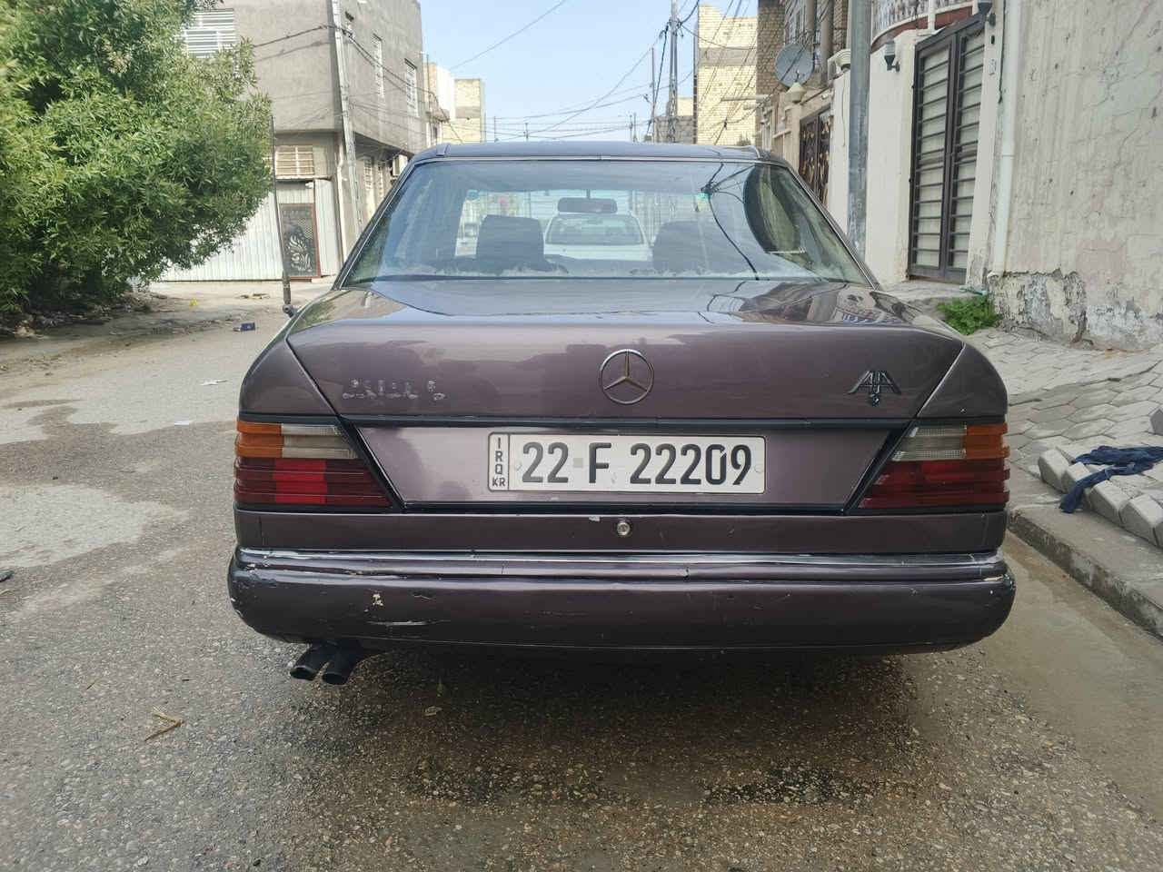 السلام عليكم مارسيدس مديل 93 السياره مكينه 4 سلندر خراطيم سنويه رقم انكليزي حداديه نضيفه السياره مكفوله من الكص موجود وكلاه مومداور السعر 42 بيهه مجال مكان السياره نجف الاستفسار على هاذه الرقم ***********
