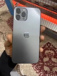 ايفون 12 برو ماكس ذاكرة ٥١٢ نضافة٩٠٪؜ للتواصل رقمي 07825785956
