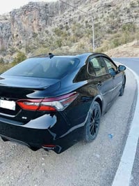 کامری 2021SE لە جوانیەکەی هەموو قالبی لەسەر شەریکەیە  تەنیا بۆنیتی کلێ...