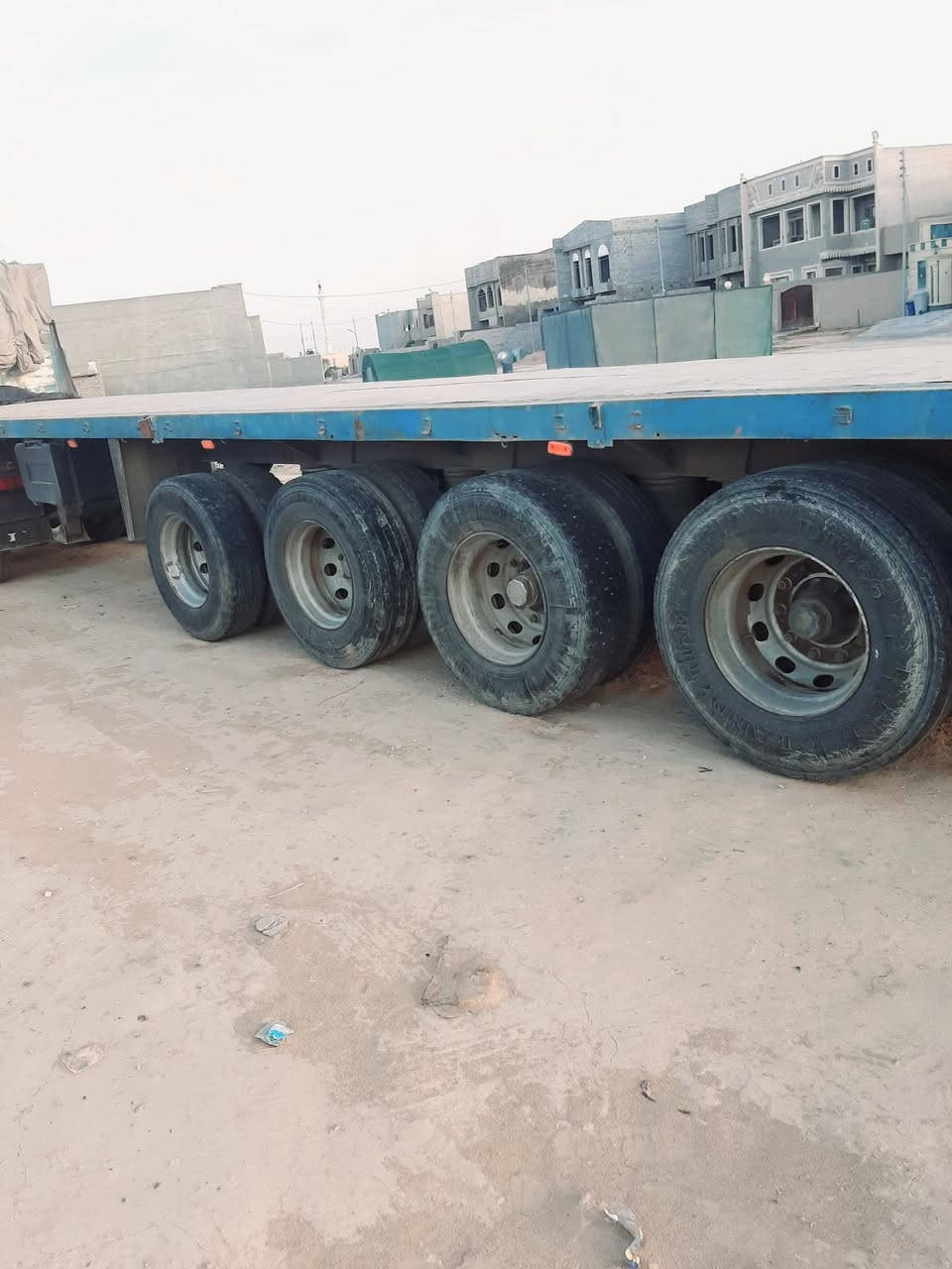 سلام عليكم
فالفو شخاطه موديل ٩٤ سحال رقم انبار مشروع وطني
وراها عربانه الالمانيه ٤ دناكير طول ١٣ ٦٠ شاصي ١٦
السعر  ٢٢٠ورقه وبيها مجال للستفسار ***********
