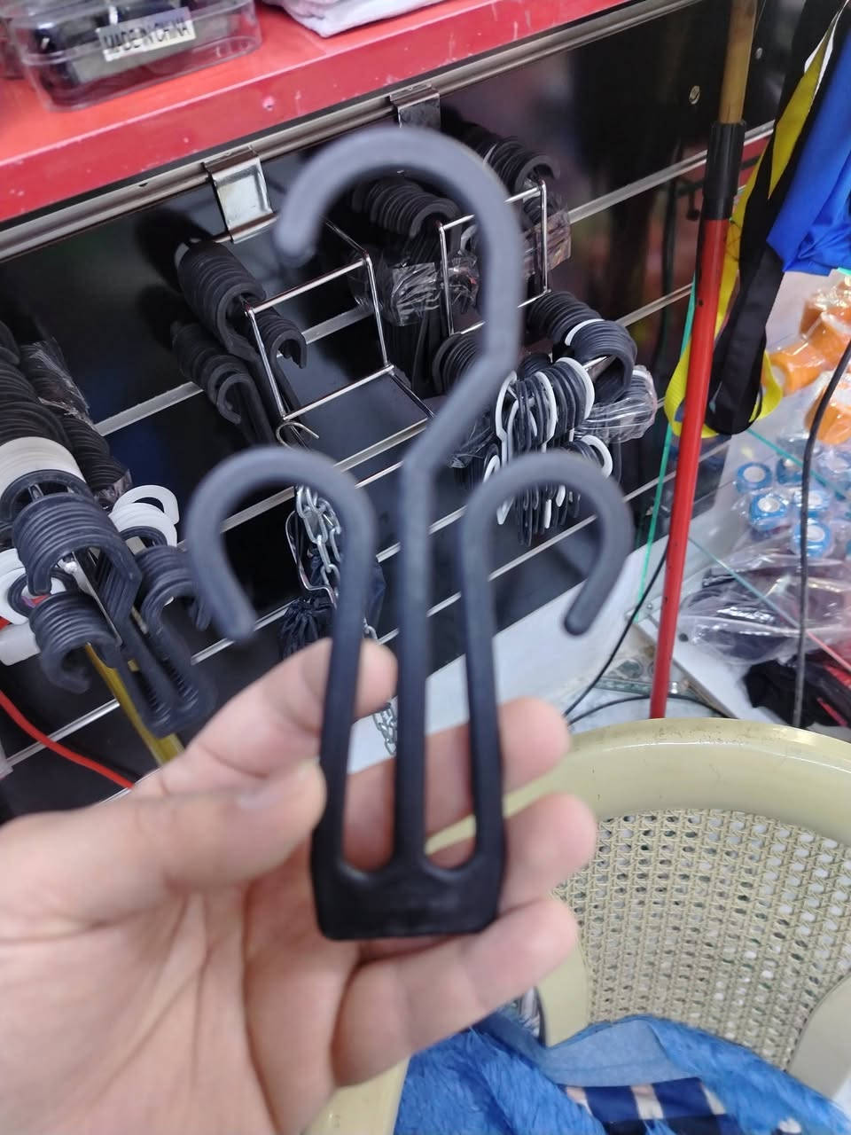 السلام عليكم
ستند أحذية ستيل بعدة جديد قطعة ٥٠٠
معلقة أحذية درزن ٢٠٠٠

إذا شلعة سعر يختلف

توصيل موجود
للاستفسار ***********
