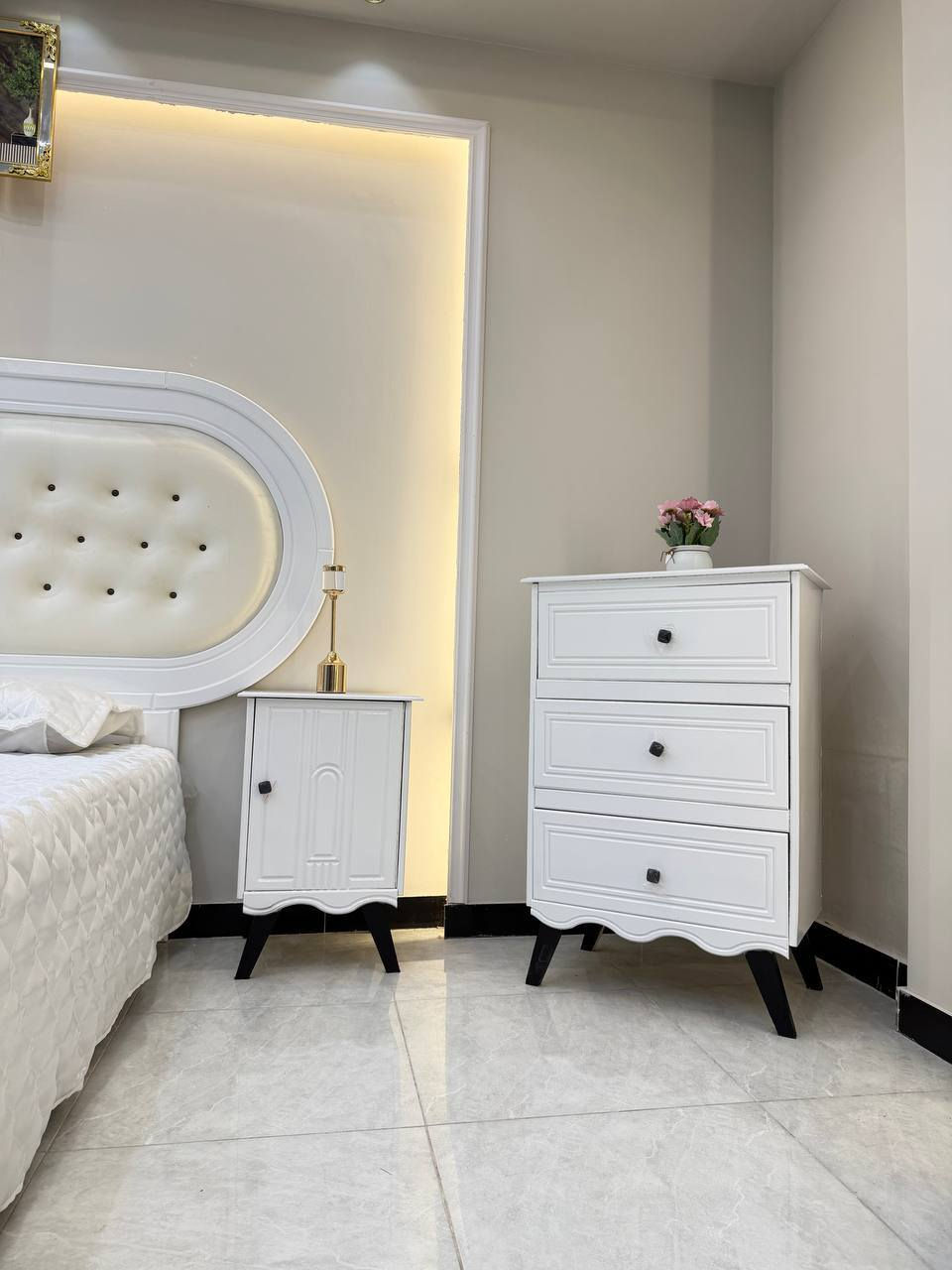 متوفر الان موديل الاساطير  ..
السعر مليون و50 الف فقط  

سعر الشازلون الخزان 75 الف 

سعر الشازلون المقعد 50 الف 

غرفه نوم داخل معاكس خشب 3 ملم

خارج تحفير sns انديف 5 ملم

الصبغ حراري درجة اولى

6باب  متكونه من 9قطع

زاويه تصميم كنتوري بارتفاع الكنتور

السرير بلاويد اسود 6ارجل

قياس الكنتور ارتفاع 2.40 وعرض 3.20

النقل والشد مجاناً داخل بغداد 

 

يوجد توصيل الى جميع المحافضات وباسعار مناسبه

للحجز والاستفسار مراسله الصفحة او واتساب  ***********

 #عروض #تخفيضات

 #اثاث_فخم #اكسبلور_explore #غرف #غرفة_نوم #اثاث_عراقي #بغداد #ديالى #ديوانيه #بصره #فلوجه #عماره #نجف #رمادي #توصيل__بغداد__محافظات #للحجزوالاستفسار_خاص
