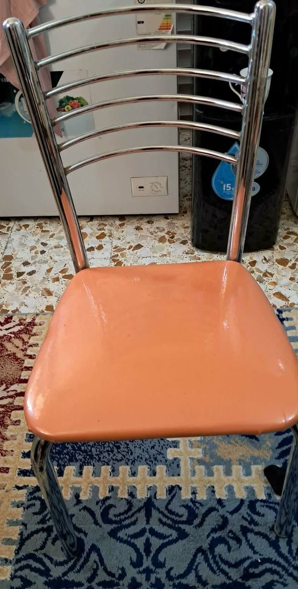 تخم مخزن تركي اخو جديد ديوان تسكام ثكيل ونظيف ميز طعام مع اربع كراسي


**إذا كنت صاحب هذا الإعلان وتريد حذفه لأي سبب، رجاءا أرسل رسالة إلى الدعم الفني**