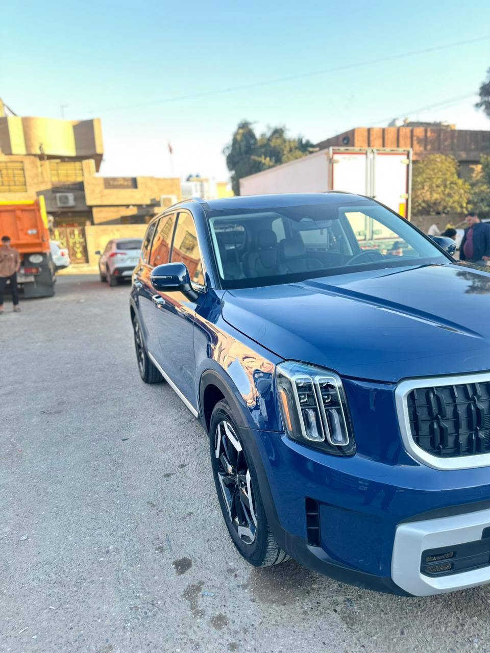 🚗 Kia Telluride S – فخامة وقوة للعائلة
7 راكب
🔹 محرك V6 سعة 3.8 لتر بقوة 291 حصان
🔹 شاشة كبيرة 12.3 إنج
🔹 شحن موبايل Wireless
🔹 فتحة سقف Panoramic
🔹 Apple CarPlay & Android Auto
🔹 تشغيل بصمة + تشغيل عن بعد
🔹 كروز كنترول ذكي
🔹 نظام تحديد المسار (Lane Keep Assist)
🔹 تحذير النقطة العمياء
🔹 فرملة طوارئ أمامية
🔹 كاميرا خلفية + حساسات
🔹 تدفئة للمقاعد الأمامية
🔹 مقاعد VIP بالصف الثاني
🔹 3 صفوف مقاعد 
🔹 لون مميز 
🔹 ماشية 16 
🔹 ثلاث قطع تبريد
🔹 الرقم فحص مؤقت
🔹 السعر 258$
سيارة عائلية فخمة ومريحة بمواصفات حديثة وأمان عالي ✨

📩 للمزيد من التفاصيل راسلنا على الخاص بغداد, العراق


**إذا كنت صاحب هذا الإعلان وتريد حذفه لأي سبب، رجاءا أرسل رسالة إلى الدعم الفني**