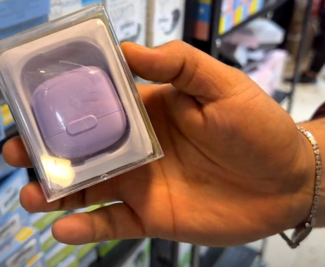 مجموعة هيد فون وكل الانواع بسعر واحد فقط 6الف القطعه


**إذا كنت صاحب هذا الإعلان وتريد حذفه لأي سبب، رجاءا أرسل رسالة إلى الدعم الفني**