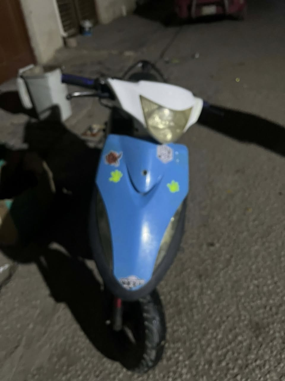 سلام عليكم دراجة ماكس طافيه نقص كابريتة فقط شاصي جديد مكفول سعر 175  بيها مجال قليل مكاني كربلاء حي العامل ***********
