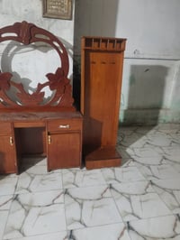 زوايا مع ميز امرايا البيع وبسعر مناسب التصال 07818116229 أو علي الخاص ...