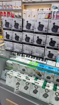 �✨ تجربة صوت مختلفة كلياً ✨🎧  سماعات MASTER Hybrid ANC/ENC Earbuds أدا...