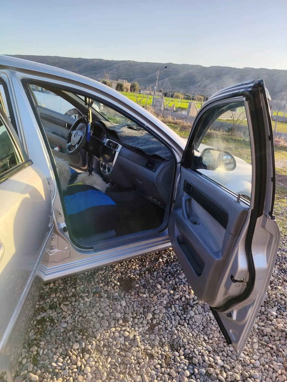 السلام عليكم سياره وبتره للبيع موديل 2005السنويه ل27 سياره خالصه تبريد تدفئه شقاله السعر 62وبيه مجال الرقم ***********
