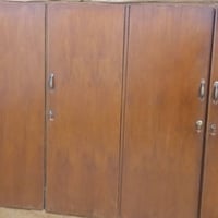 قنصور للبيع 5 ابواب نضيف السعر 100 وبي مجال للتواصل واتساب فقط      07...