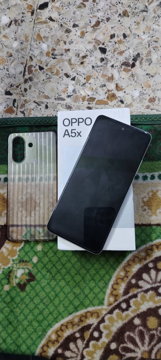 السلام عليكم جهاز للبيع 
oppo A5x
جهاز نضيف نضافه 100٪ 
كامل ملحقات  ذاكره 128 عشوائيه 8 
بطاريه 6000 يدعم الشحن السريع بقوه 45 واط 
السعر 160 وبي مجال 
مدينه الصدر 
***********
