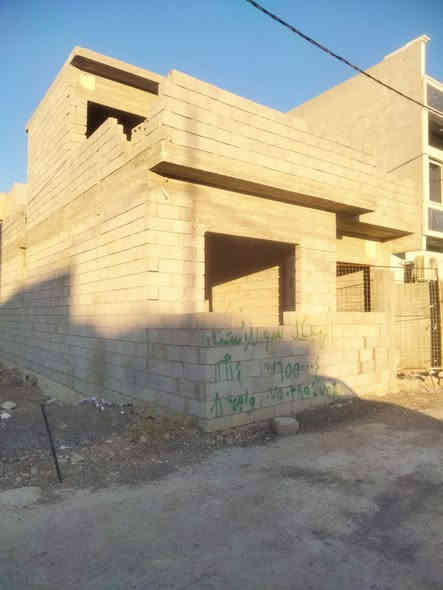 #هيكل_للبيع

📍حي الملايين الأولى قرب بيوت العناز خلف جامع الودود 

#المساحه 114 م
واجهة 8م
غرفتين نوم
غرفة نوم قياس 4*4
غرفة ثانيه قياس 3.5*4
 واستقبال كبير قياس 4.25*4 وصاله كبيره
5*3 ومطبخ كبير قياس 3.5*4
وصحيات وبيتونه قياس 4*5
فوول دكتات سبالت
اساس 8 اشياش
بناء جدا ممتاز
بناء مهندس والتفاصيل كلها موجودة انواع المواد المستخدمة واسعارها

#خدمات كامله ماء كهرباء تبليط
سند زراعي قرار 25 بستان ملك صرف

#السعر 68 مليون
قابل للتفاوض

للاستفسار الاتصال
والتواصل واتساب
***********
