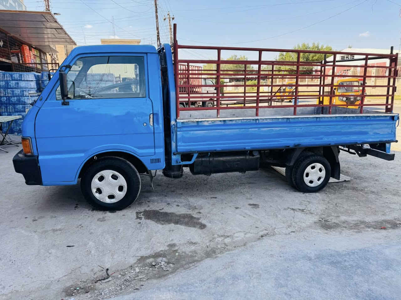 سلام عليكم كيا بنكو للبيع موديل 1994 سياره تعمير جديد سنويه 2028  رقم بغداد
مكينه بيها خيط بخار 

دوشمه جديده 

كير واكسن مكفولات 

كهربائيات كلها شغاله 

سياره احله من الصوره حداديه فول طكه مابيها

سياره نقصها بوليش 

سعر 48

رقم الهاتف***********

ملاحضه ً لمو شراي لا يعلق ولا يتصل
