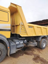 بدي للبيع فقط مكان التاجي البدي نضيف حيلل كاعيه 8ملم  صفاح 6ملمم  0771...