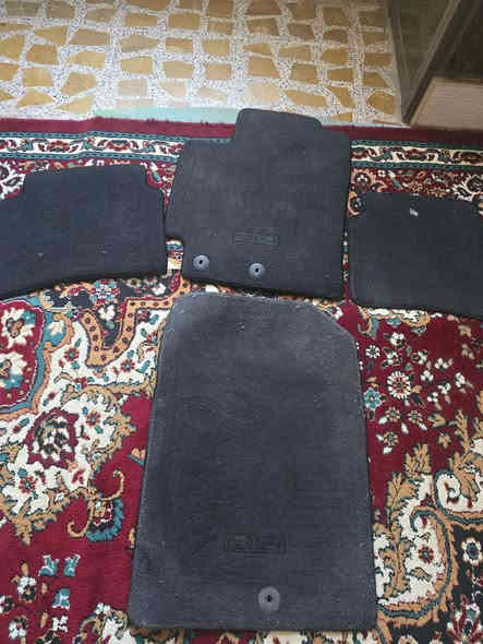 ارضيات كيا ريو اصليات شرط مامستعملين 2021
25 الف 
***********
