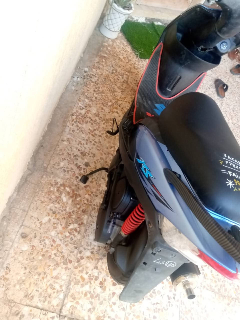 ماكس عدله يرادلها بس بوشه ابيع كوم حديد475 وبيها مجال***********
