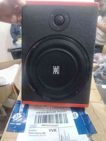 سلام عليكم عندي مضخم صوت فول السعر 75 مكاني الأمين الثانية *********** محمد
