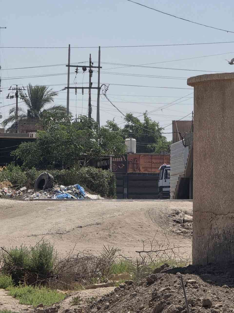 للبيع موقع مميز 
المساحه 500متر طابو زراعي سند 25  على شارع فرعي خلف سكه القطار مجاور اساله المحاويل 
متوفره جميع الخدمات السكن كهرباء وماء اساله ومولد ذهبي
الموقع المحاويل شارع حله بغداد خلف أفران صمون الكراده 
تبعد  القطعه عن شارع حله بغداد 100 متر فقط 
علما يتععهد البائع ان العقار خارج جميع المحرمات 
للأستفســـــــار الاتصال على الأرقام التأليه 

***********

***********

او زياره مكتب المحامي العقاري علي راجي العلواني الكائن المحاويل مدخل حي 17 قرب فينيسا
