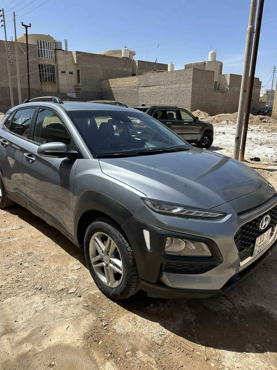 السلام عليكم عندي سياره هونداي كونا ٢٠٢١وارد أمريكي ماشيه ٤٠ الف كيلومتر السياره مابيه اي نقص راد ر جانبي ٦كير  كير سبورت ويل فراشه اشاير بل مري فور هوايه بيه مواصفات بشرط كير ومكينه مكفولات العنوان السياره ميسان العماره  استفسار بخصوص التفاصيل ***********
