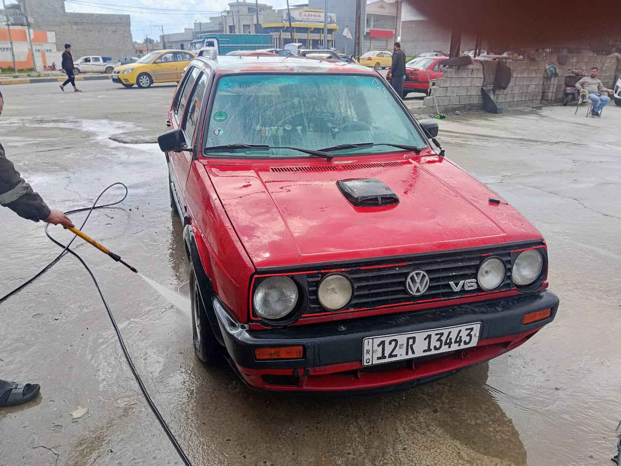 كولف موديل 89 رقم مصطره شرط التحويل مكينه وكير شرط بيها دخن لاستيكا مال كور بس  كاربون بانزين بيها سياره نظيفه السعر 28 الاتصال ***********
