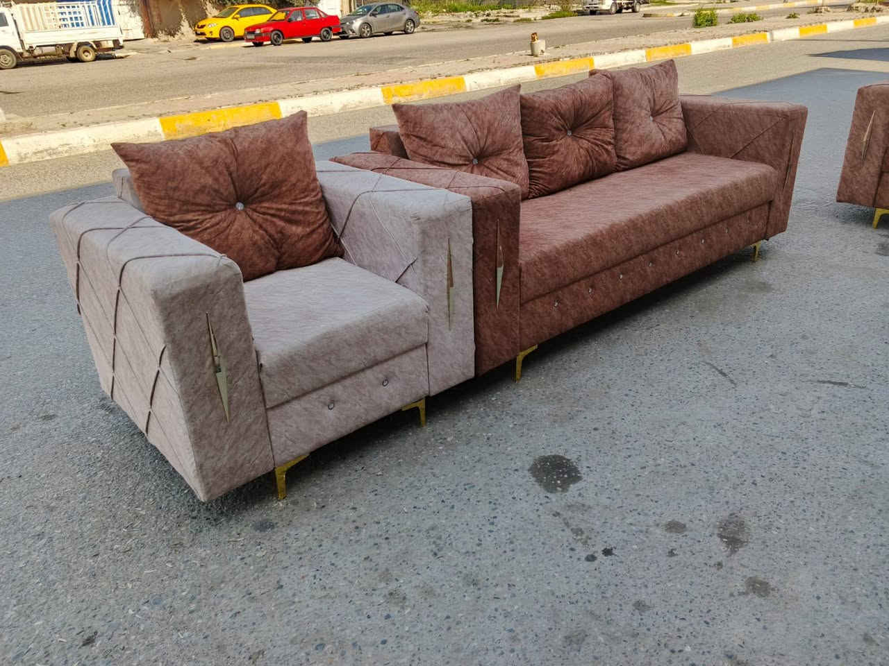 معرض المصطفى 🖥️🛋️السلام عليكم  زبائنه الكرام
🥇تخم مستعمل تفصال شرط 💥 اخو الجديد 🌀 10
مقاعد 🌛سعر(275)الف وبي مجال  مستعدون بتجهيز اثاث بيت كامل وشراء  اثاث بيت كامل العنوان كركوك.🔹القادسيه. الثانيه شارع. ابووليد اللا ستفسار.🪬 اتصال ع راقم / ***********
