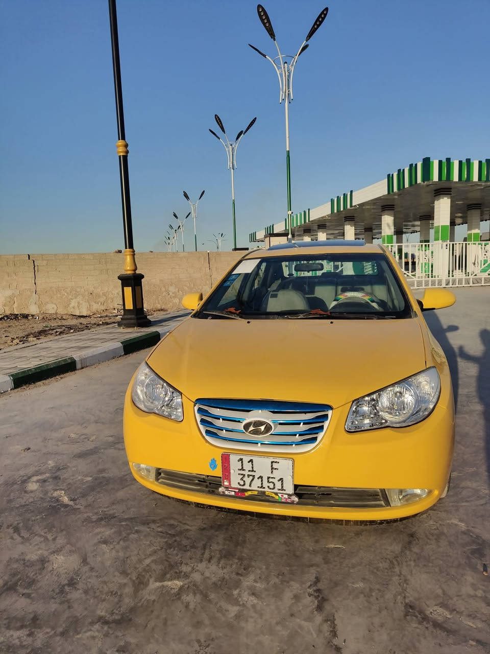 السلام عليكم ورحمة الله وبركاته النتره ٢٠٠٩ وراد امريكي حادث جاملغ الغد اليبل واحد سياره جاهزه من كلشي مصفره رقم جديد السعر ٩٠ العنوان بغداد جسر ديالي رقمي ***********
