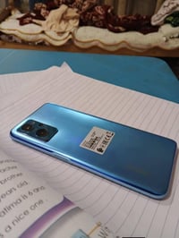 ريلمي 9i • ٨/١٢٨ • نضاف