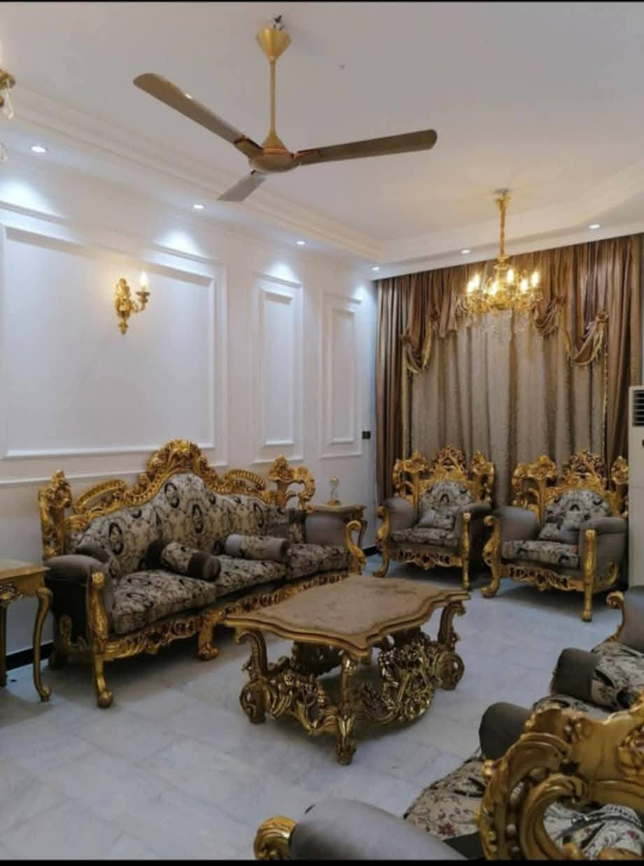 دار للبيع طابو زراعي سند 25 الموقع زوير قرب الشرطه النهريه قريب اسواق الكرز ثاني عقار على الكورنيش المساحه ٢٠٠ متر طابقين الاول يحتوي على صاله هول مطبخ غرفه نوم وصحيات داخليه وخارجيه الطابق الثاني ٤ غرف نوم وكلدور للاستفسار الاتصال على ***********
