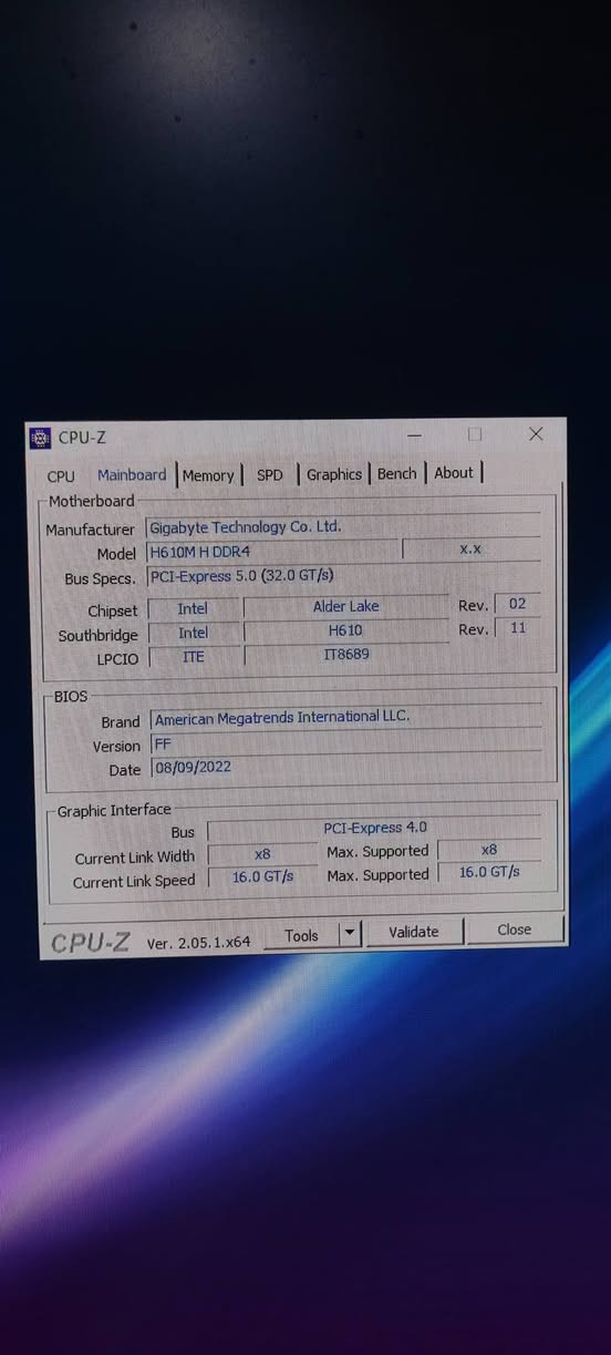 السلام عليكم كيس للبيع استعمال قليل
الموصفات 
كارت الشاشه rtx 4060ti 16gb كيكا بايت
المعالج i5 12400 12gen
المذربورد H610 
الرامات 32gb 2x16 3200HZ (مع رام 8gb هديه)
الهارد ssd 512 و hdd 1tp (مع هارد 512 hdd هديه)
البور سبلاي 650w
المبرد غازي
ضمان شهر على اي قطعه ب الكيس
السعر مليون و 150
مكاني بابل الحله
***********
