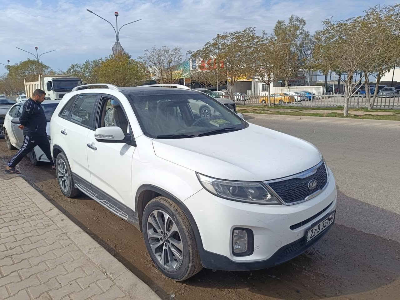 كيا سورنتو 2013 فول موصفات 6سلندر للاستفسار ***********
