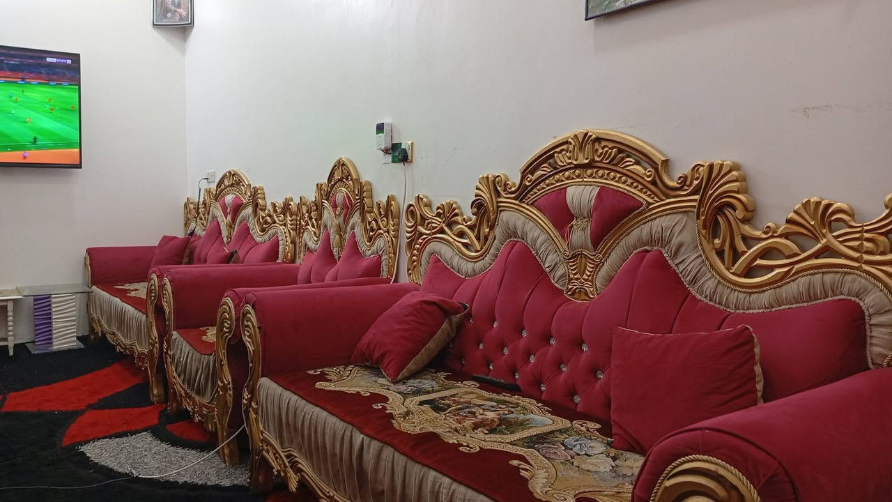 قنفات تزكام للبيع 4 كراسي,و4قنفات رقم الواتساب ***********
