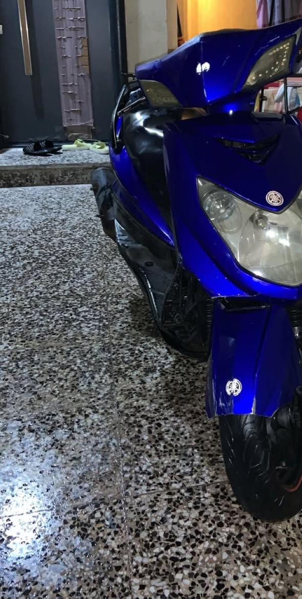 سلام عليكم
للبيع سكنس فحل نوزل دراجه ناشفه وحلوة مكينه ناعمه ونظيفه لا تبخير لا نضوح
رايدها ب٦٠٠ الف 
مكاني بغداد الدورة 
***********
