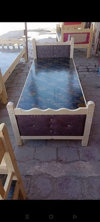 سرير • بهرز