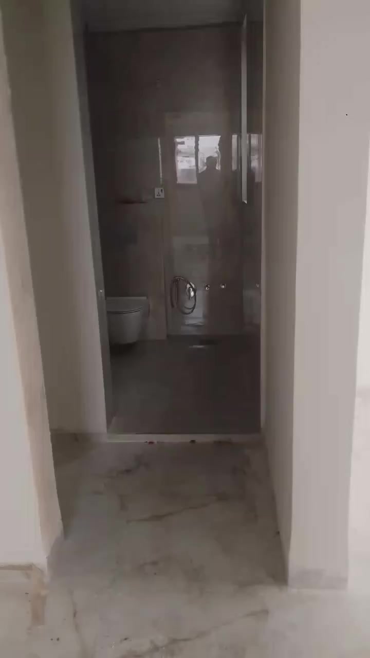 يوجد كادر ترميم وصيانة البيوت تفليش تاسيس ماء ومجاري فتح المجاري تحويل الشرقي الى غربي ربط المغاسل بأنواعها ربط وتأسيس الكيزر الغاز والكهرباء لباد فلانكوت صب صبغ حداده لبخ تبديل الخلاط العاطل وصيانة الكهرباء ترتيب الحديقه سيراميك مرمر عمل السقوف الثانوي والمغربي وعمل المناقل المنزليه وكل مايخص الصيانه المنزليه للاستفسار الاتصال على الرقم يوجد وتساب ***********
